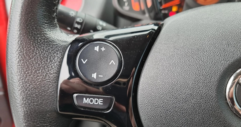 Toyota Aygo cena 47900 przebieg: 60422, rok produkcji 2021 z Lewin Brzeski małe 379
